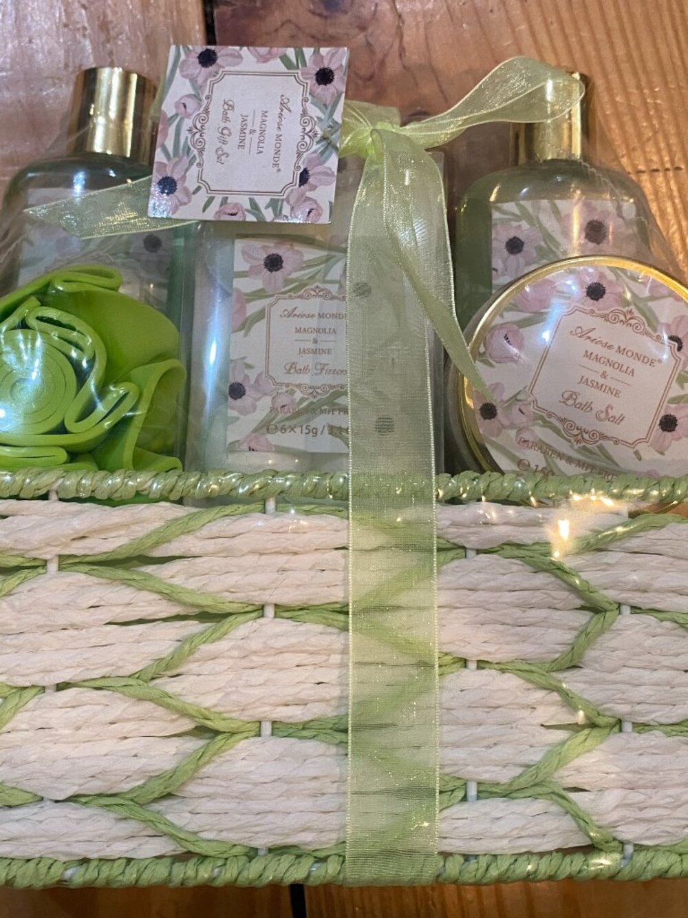 Magnolia & Jasmine Bath Gift Set-NEW!